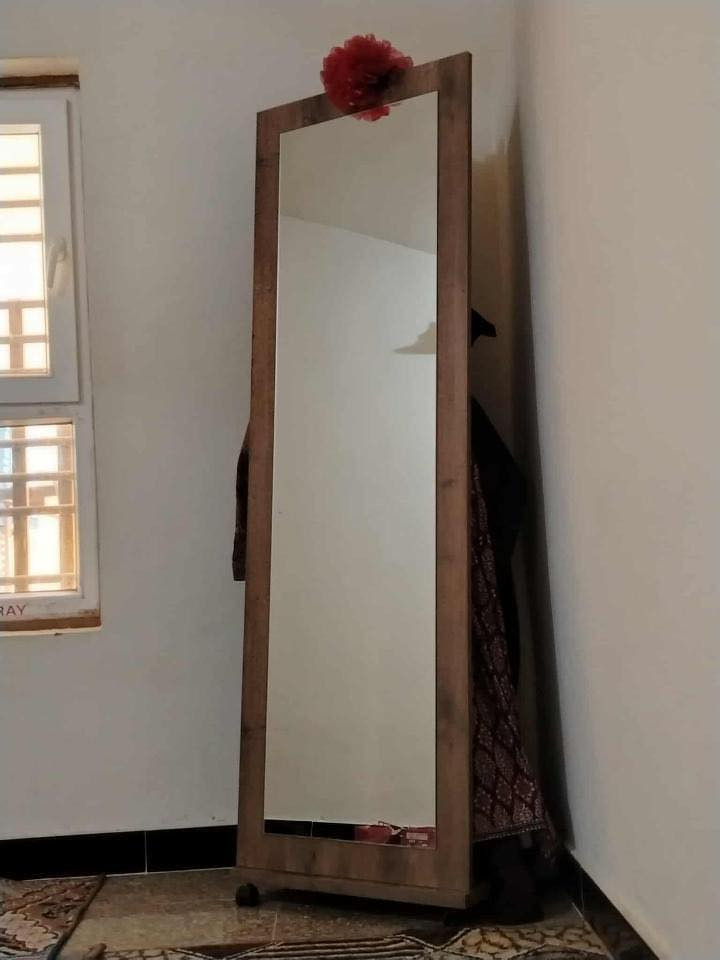 غرفه تركيه نضيفه للبيع
مابيه ضرر بس جام ميز مفطوره 
مكان ديالى حمرين 
سعر  800
ليريد يتفضل خاص


**إذا كنت صاحب هذا الإعلان وتريد حذفه لأي سبب، رجاءا أرسل رسالة إلى الدعم الفني**