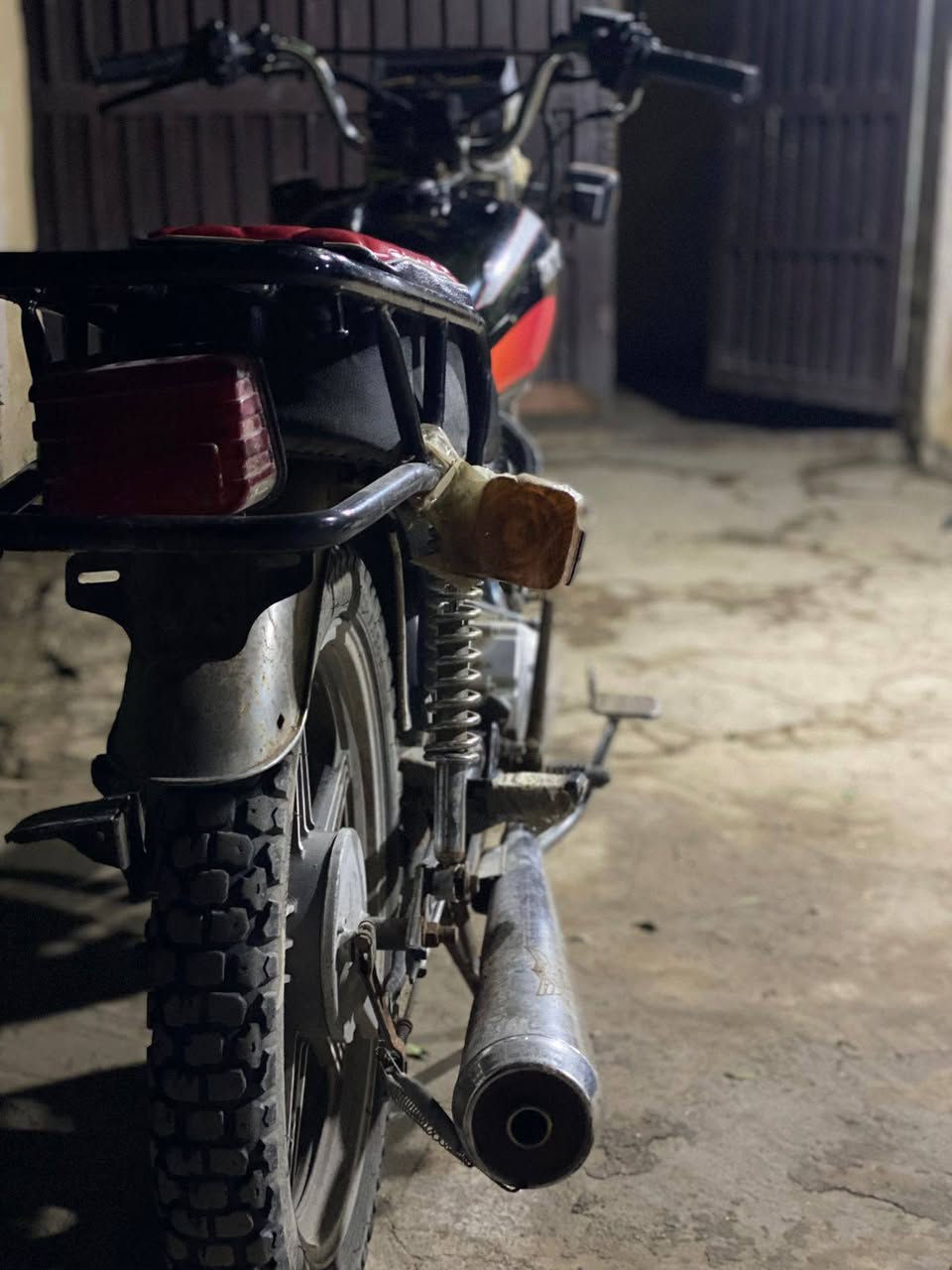 سلام عليكم دراجه سيفان موديل 2022 مكفوله اوراق اصوالي 100/100 وياه جنطه مكاني القاسم سعر450وبيه مجال ***********
