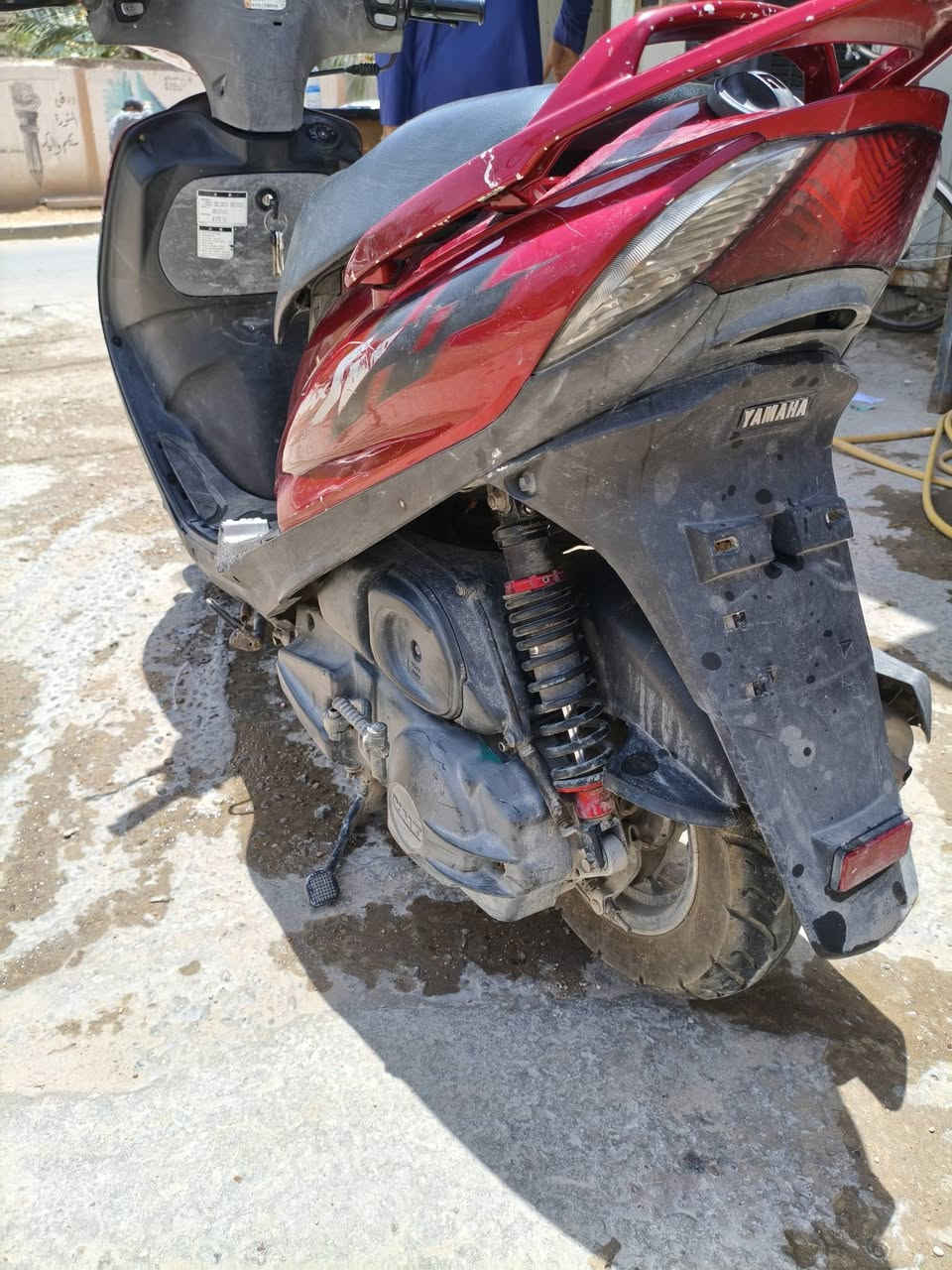سلام عليكم دراجه ماكس ياماهه جديد شرط مامفتوحه افحص وين ميعجبك العنون النجف شارع المدينه السعر 800وبيهة مجال بصيط وتدللون مكاتبتهة موجوه مال الوكيل ***********

