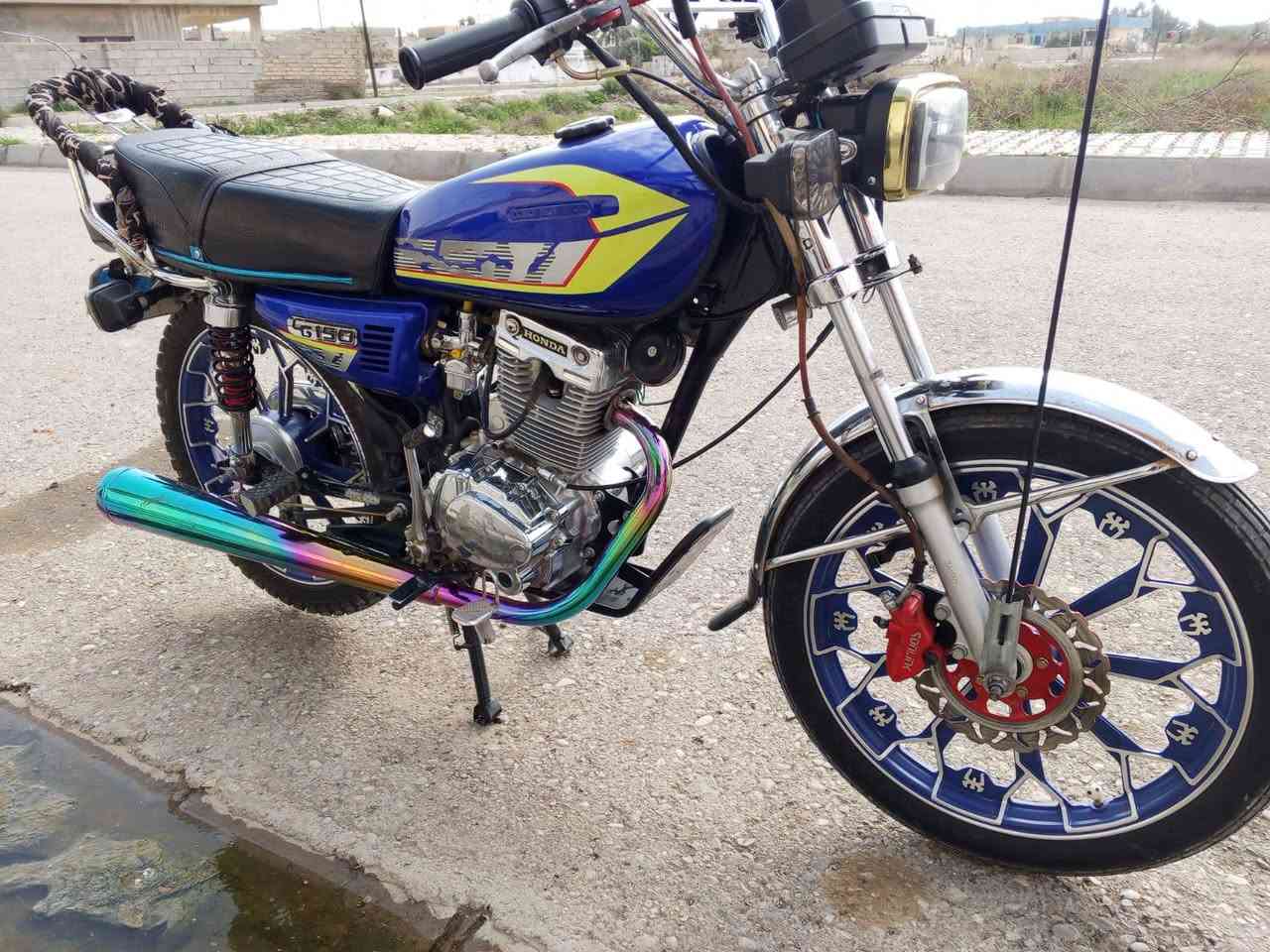 سلام عليكم شباب دراجه اللبيع سيفان مديل 24 دراجه حلووه وخير من الله والسعر خاص ***********
