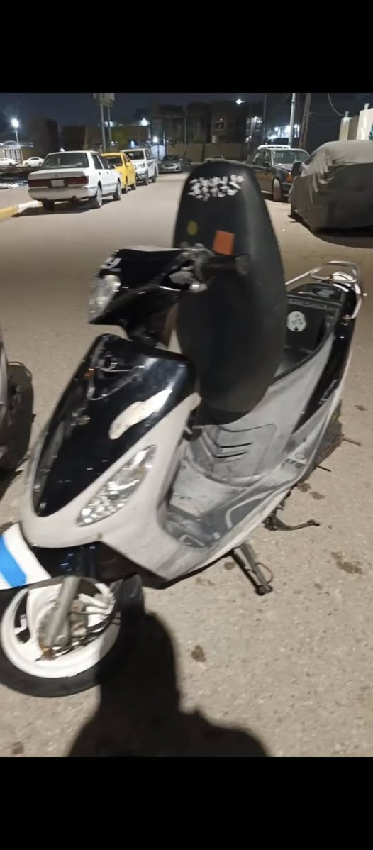 ماكس منغولي حاويه مامفتوحه بلاد كابريتر سلف بلاد نكره سلف هندر واحد كهربائيات كامله سعر 850وبيه مجال للشراي يتدلل هذا رقمي للتواصل***********
