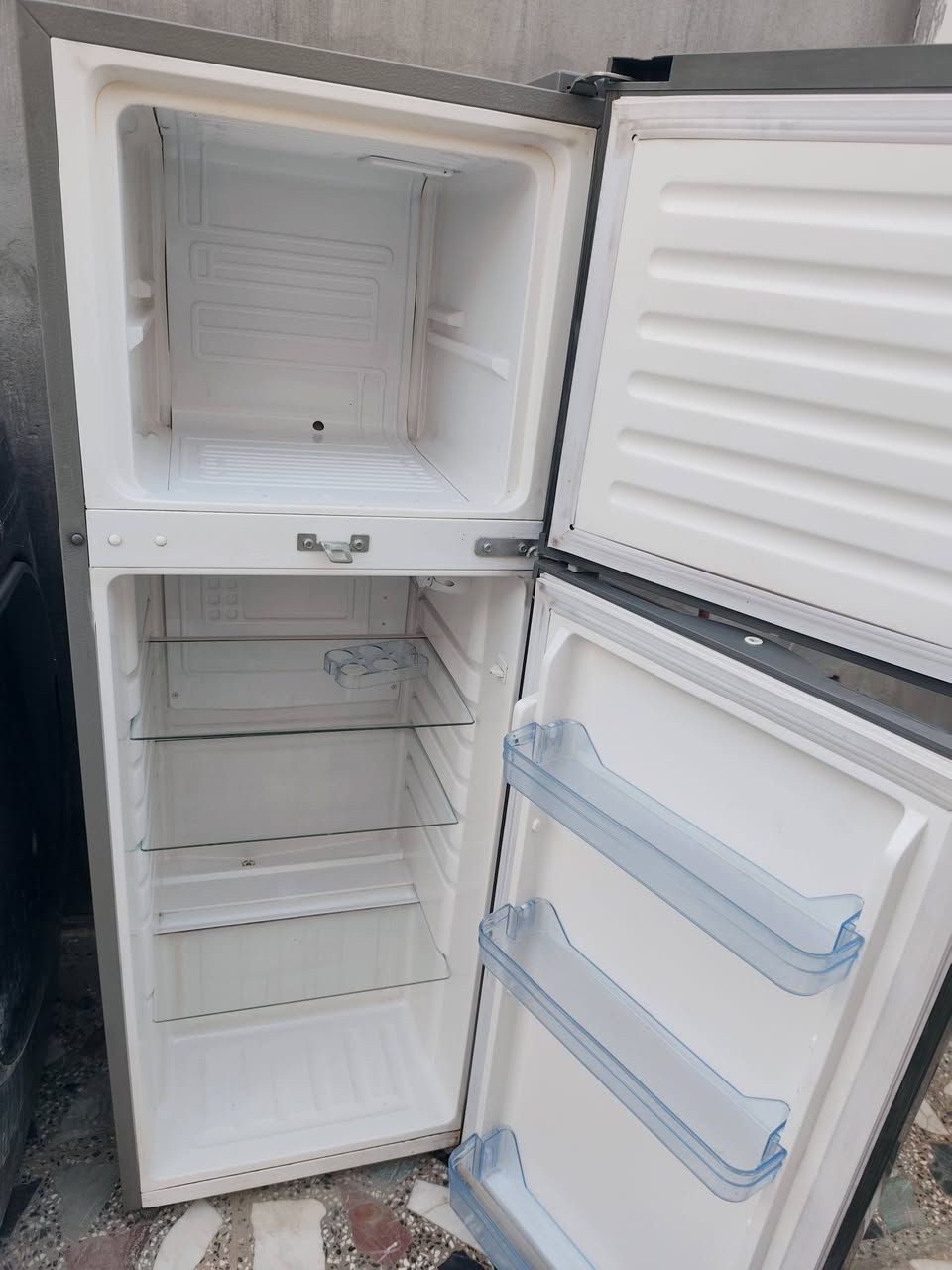 ثلاجة نظيفة جدا بس تتشغل وتفصل ابيع عاطلة سعر ٦٠ مكاني بغداد بوب الشام


**إذا كنت صاحب هذا الإعلان وتريد حذفه لأي سبب، رجاءا أرسل رسالة إلى الدعم الفني**