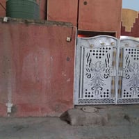 عندي بيت م150 طابو صرف  طابقين+ طابق الأول ستقبال + مطبخ +حوالي+منور+ح...