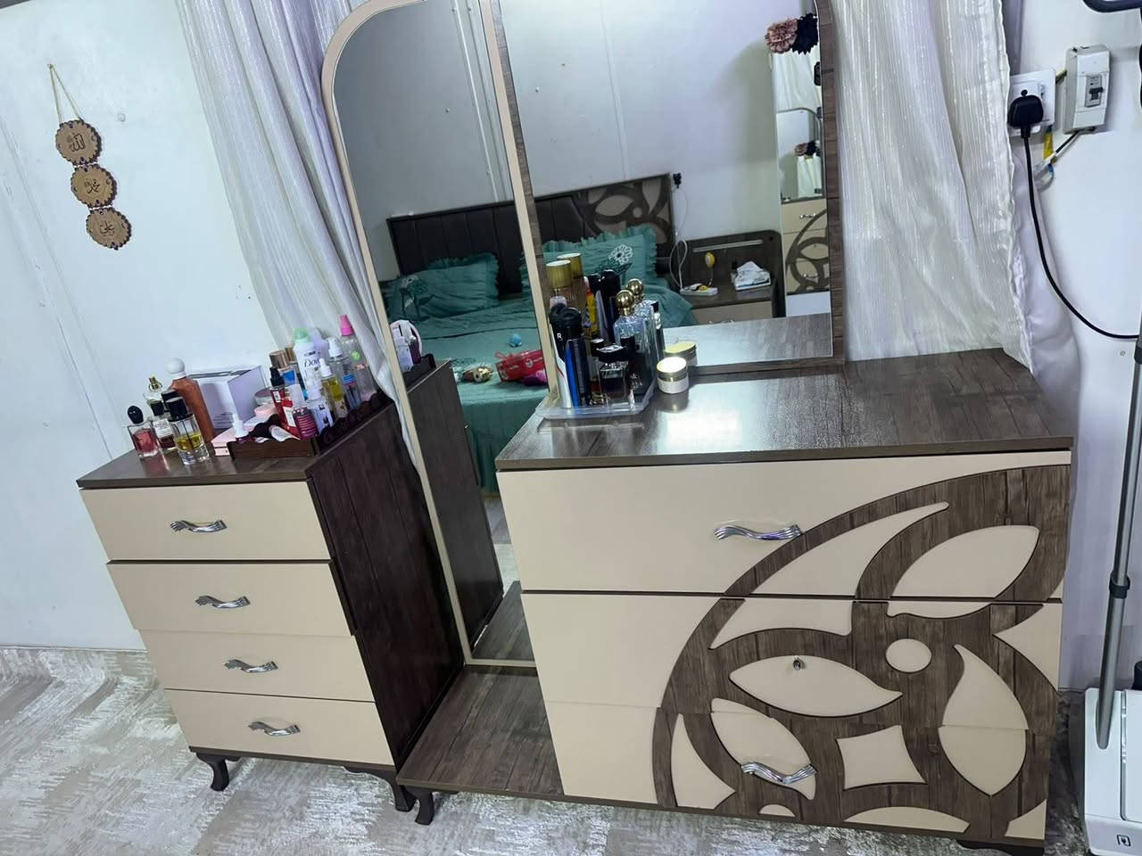 غرفة نوم للبيع في منطقة كميرة قرب الجزيرة السياحية رايدهة ب ٣٠٠ وبيهة مجال


**إذا كنت صاحب هذا الإعلان وتريد حذفه لأي سبب، رجاءا أرسل رسالة إلى الدعم الفني**