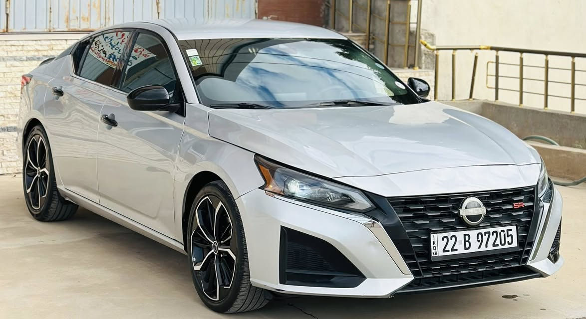 للبيع التيما SR
السعر 167 بيها مجال 
***********
موديل 2023
الون سلفر 
كشن جلد+كهرباء
تحكم ستيرن 
تثبيت سرعه 
رادار 360 درجة 
حجر بلادي 
شفتات ستيرن 
ماشيه 68 
تايرات جديد 
وياله شركة 
تبريد ثلج 
حداديه جديد
كير مكينه بشرط 
لايتات بلادي 
كامل كماليات جاهز السياره برغي واحد مابيها نقص
السونار ورقم الشاصي بلمنشور 
1N4BL4CV8PN323343
رقم أربيل باسمي تريد تحويل وكاله ثاني يوم 
هزه براد كلشي جديد 
مكان السياره ديالى خانقين
