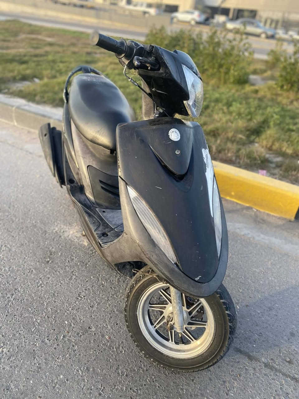 ماكس عدله  دراجه رمبه واوراقه موجوده دراجه بلاديه 49 كهربايات كله شغاله شلعه ومعدل لا تبخير ولا نضوح سعر 750عنوان قبله رقم  دراجه حلوه وصارف عليه ***********
