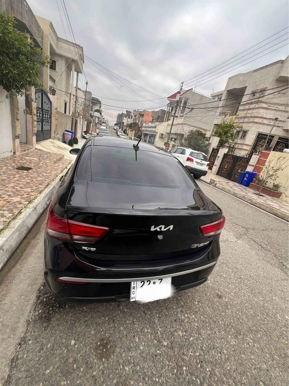 كيا ريو موديل (2023)
ضرر بس دعاميه امامي مثل ما موضح بل صور والسونار 
رقم اربيل هزه وفحص جديد شرط التحويل
مكينا 16 دوش 
داخل لونين 
تحكم ستيرن 
تحديد سرعه
شاشه كبير يدعم (كار بلي)
ماشيه 17 الف 
السياره جديده 
سعر بل خاص موصل, نينوى


**إذا كنت صاحب هذا الإعلان وتريد حذفه لأي سبب، رجاءا أرسل رسالة إلى الدعم الفني**