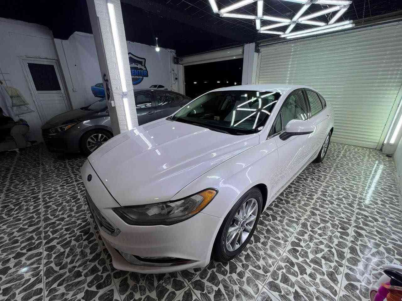 فورد فيوجن - ٢٠١٧ 
#بيع & #مرواس
المواصفات :
- محرك ١٥٠٠ توربو 
- تحكم ستيرن جهتيين 
- الكشنات الامامي كهربائي 
- گير ماوس 
- سايد بريك شفط تلقائي 
- شاشه كبير 
-رمز بصمة لمس عالباب 
- كاميرا دواره 
- حساسات خلفيه 
- تبريد قطعتين 
- رقم اربيل بأسمي تحويل مباشر 
-بطاقة بانزين ب اسمي   
جاملغ سايق تعديل بارد  
بونيد بالمقدمة بيها بارد 
باب السكن صبغ 
- مكان السيارة : كركوك 
للاتصال *********** كركوك, العراق
