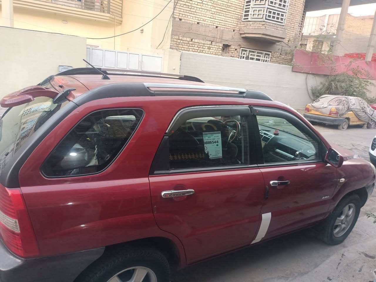 سلام عليكم سبورتج كير عادي 2006خليجي مكفوله 
محرك 200  جراد البنيد الصندوك.    تخم تاير  شاشه   تبريد ريمون.   كشنات. تتفه.   السعر. 88 وبيه مجال حك الجيه ***********
