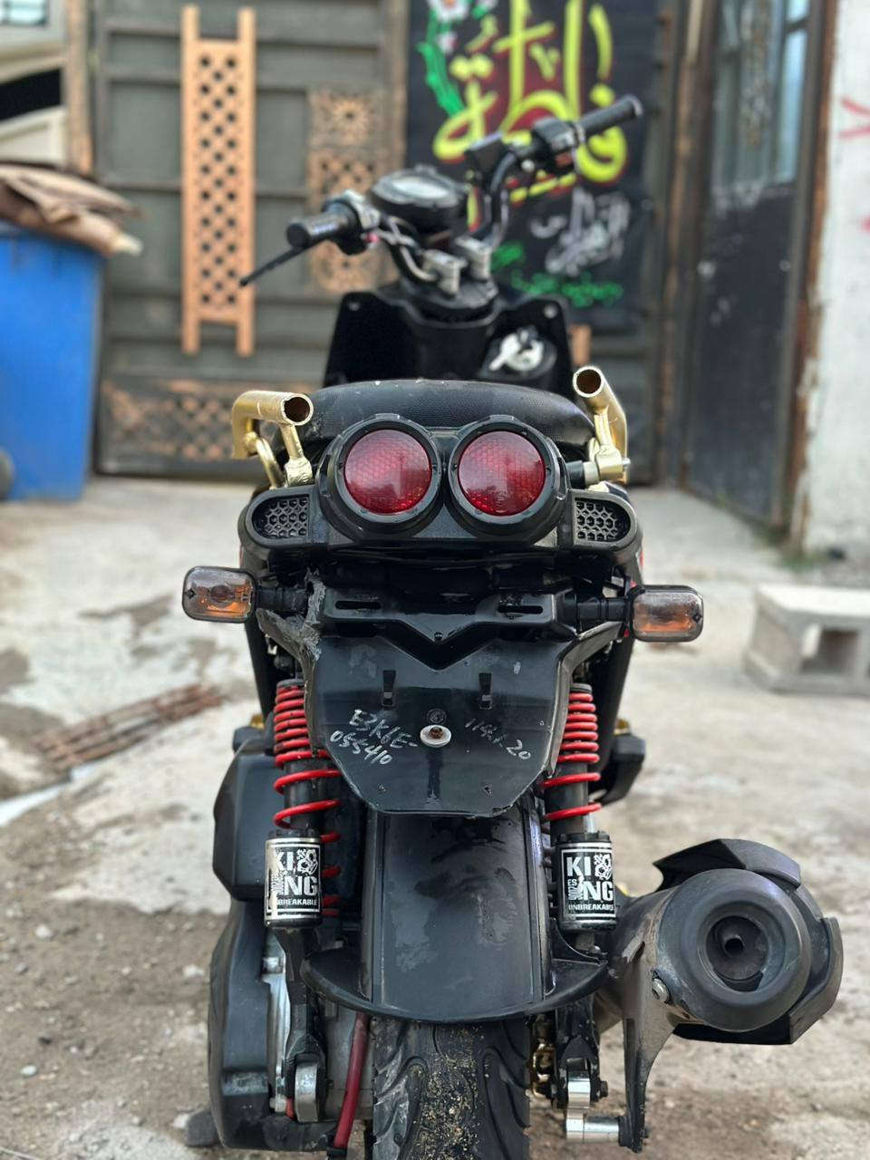 سلام عليكم سكنس جبلي موديل 2013 شلعه ومعدل دراجه خير من الله مكفولة كفالة عامه جيب فيتر وتعال افحص ختم واحد ويا المكينه دراجه كل نقص مابيها كهربائيات كلها شغاله
السعر:925وبيها مجال لشراي 
مكاني بغدادحي اور
***********
