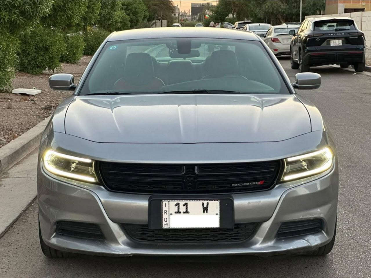 جارجر موديل 2018 
‎فئه SXT وارد خليجي وكالة ليث العبيدي
‎السياره استخدام واحد من طلعت من الزيرو
‎كل تفاصيلها بوضع الزيرو سياره جديده جدا 
‎شاشه ابل كاربلي حساسات خلفيه كامره خلفيه
‎حجم المحرك 3.6 
‎تبريد قطعتين بيها بصمات ثنين 
‎عداد المسافه 44 ميل حقيقي
بدون ضرر وبدون صبغ وبدون فتح وبدون دبل كود  ‎
رقم بغداد دولي بأسمي تحويل مباشر
‎ العنوان بغداد المنصور للأتصال *********** حسين
