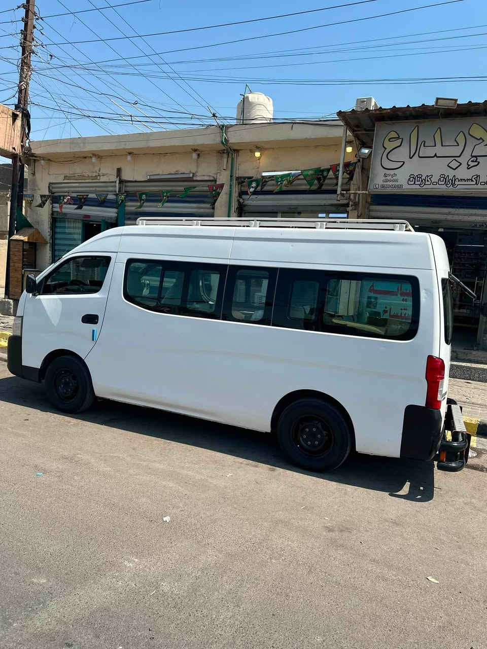 سلام عليكم 
نيسان عاليه ٢٠١٤ سياره مكفوله من  عدا  هذن طختين كير مكينه اكسن مكفول تبريد شغال دوشمه جديده 
رقم. ***********

