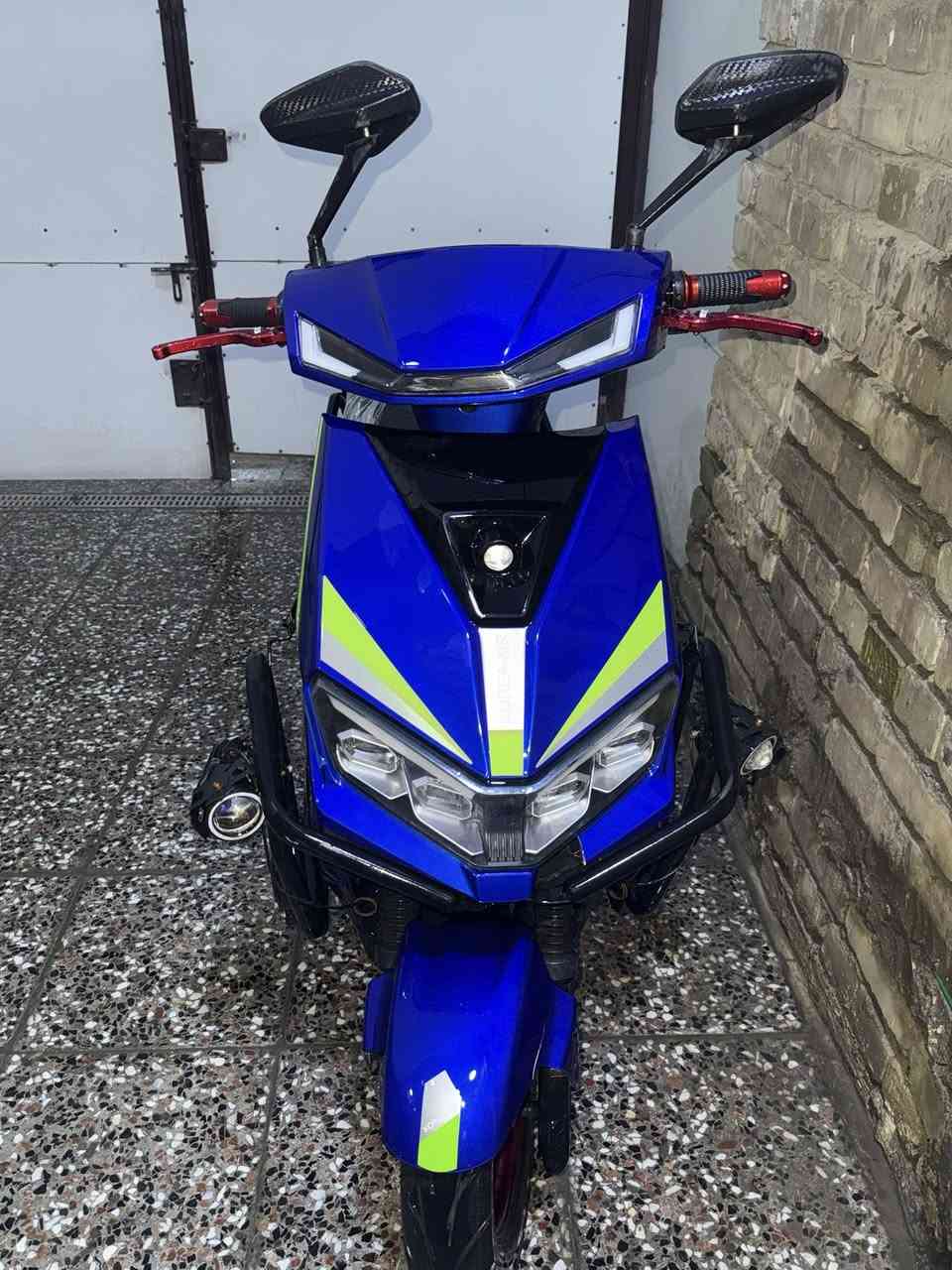 دراجه شحن للبيع Korea MR موديل 2025 بصمه وثنين سويجات فول الدراجه 6 بطاريات ملفه 2500 جديده الدراجه استخدام شهر ونص  4 نمر سرعه الكامله 99 دبل اشاره رماش نشره  R يرجع كامله السعر مليون و50 عنوان بغداد الزعفرانيه رقم ***********
