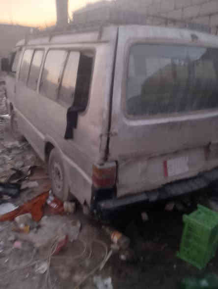 سلام عليكم سياره كوم حديد رايدهة 7 اوراق قفل سنويه بعدهة ماساقطه هاتف *********** سياره كايمه مكان السياره بغداد المدائن
