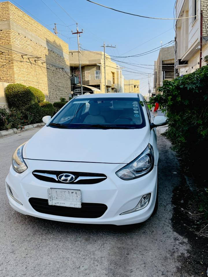 اكسنت ١٣ خليجيه ماشيه ١٢٠ تبريد حداديه مكينه مكفول الكير بيه صفنه بسيطه على البك فقط السعر ٨٣ وبيه مجال بسيط بياع شراي لا تخابرني ماعندك فلوس لا تخابرني فلوسك قليله لا تخابرني كتاب الفحص موجود بل صور ***********

