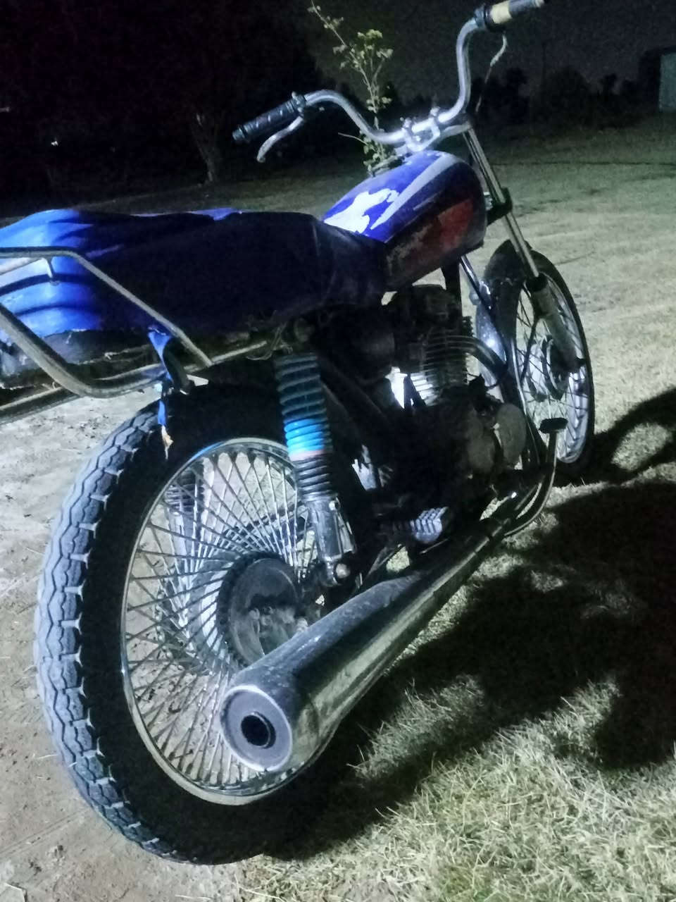 يابه كواهم الله كلك كلك كلك نامه 21 نضيفه مثل ما بل صوره مكان ناصريه غراف سعر300وبيه مجال للشراي ***********. وحياكم الله
