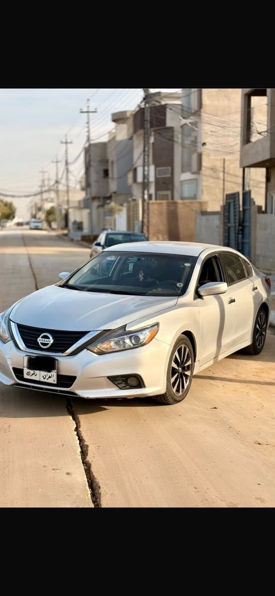 نيسان التيما موديل 18  صبغ جاملغ خلفي فقط جهة النفر  ماشية  160 مكانتين بارد الباقي مكفول  مكينة وكير بشرط سيارة جاهزة مكاني الموصل  الايسر     واتس اب            السعر  ١١٥ ومجال بسيط***********  زين ***********
