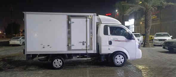 السلام عليكم كيا براد ٢٠٢٥دبل كمبريسر اوتماتيك دخول جديد سيارة فول وربع مواصفات مزوعه مكانه بغداد اتصل ***********سعره ٣٠٥ 
مواصفاته بصمه كشنات حار بارد استيرن حراري دبل كامرة شاشه تحديد مسار رادار كفاله عامة من كلشي
