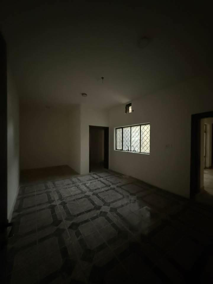 🔱 للايـجـار 🏠 عرصات الهندية 🔱

عنوان العقار 📍 عرصات الهندية مقابل شركة BMW

♦️المساحة  250  مـتـر 

يحتوي على كراج وحديقة مطبخ صالات عدد 2 وغرف عدد 4

ومجموعة صحيات 

 ــــــــــــــــــــــــــــــــــــــــــــــــــــــــــ

الـمـهـنـدس عــمـر الــزيــدي 

***********    -     ***********

‎‏‎((شركة دار السلطان للعقار حيثٌ تَلتَقي الرُوٌية ,بلتَمَيٌز ))

❗️❗️ نسـتـقـبل العروض البيع الشراء والايجار ❗️❗️

بيع - شراء - ايجار - ادارة امـلاك - مقاولات عامة

‎‏‎📊كل ماعليك الاتصال أو المراسلة على الصفحة *ʲᵒⁱⁿ ᵘˢ*

‎‏‎الفرع الاول /عرصات الهندية مجاور فندق بلوم 

‎‏‎ الفرع الثاني /الـسـيـديــة الضباط مقابل افران الرباط

‎‏‎‏‎زبائننا الكرام بِكُم نَرتقي ونَتشرف بزيارتِكم ونَفتخر بخِدمتِكم ❤
