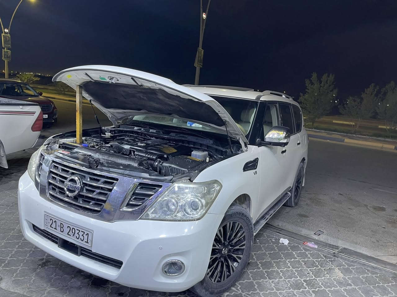 سلام عليكم اخوان نيسان بترول موديل 2011 وارد خليجي السياره بيها قطع بارد عنوان السياره بصره الزبير السياره فول موصفات فتحه بسقف حساسات قياده حساسات مطر مانع انزلاق 3 انواع بالكير كير خفيف وكير ثقيل وكير اوتوماتيك المكينه 8 سلندر تنطيك عزم قوي السياره بيها مواصفات بلكزز 13 ما موجوده انواع المواصفات الفخمه بيها سعر السياره 220 للستفسار ***********
