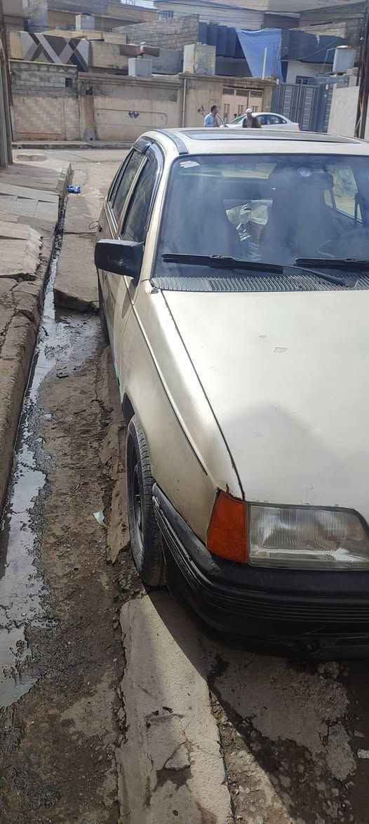 اوبل كاديت حجم 18 رقم دولي مسطرة سنويا لل2030
كير او محرك شرط 
كهربائيات شغاله 
طخم جديد داخلها نضيف 
شرط التحويل 
السعر 26 ورقه او بيها مجال بسيط 
الموقع موصل حي اليرموك
للتواصل ***********
            ***********
