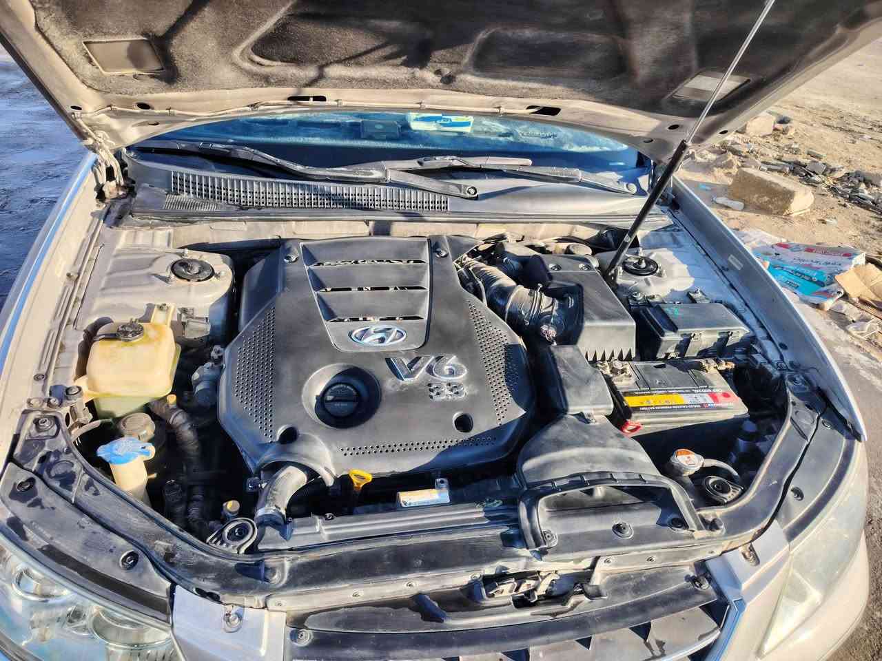 سوناتا موديل ٢٠٠٩ /  ٦ سرندر سنوية صقطة صار ١٠ أيام السيارة ليبل واحد ماعده هاي الضربه البصوره واني صبغته السيارة بسمي
وسونار موجود السعر ١١٠ وبيها مجال ذي قار سوق الشيوخ 
***********
