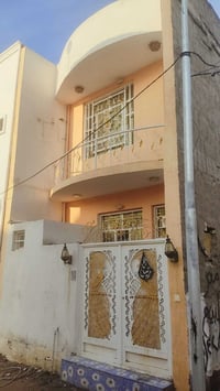 حي العباس • ٨٠متر • بيت حديث