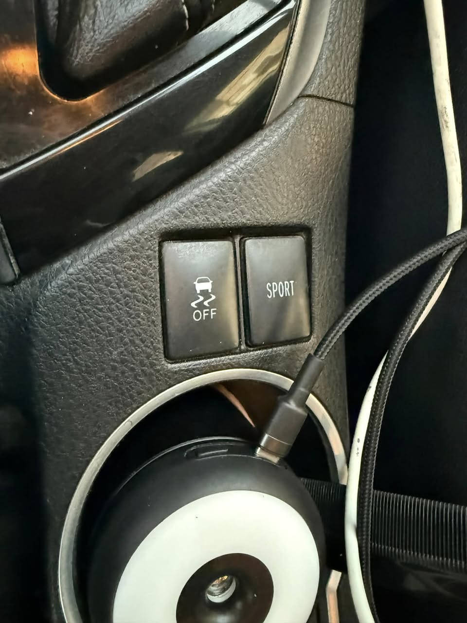 السلام عليكم
كورلا 2017 XSE فول 1/1
حادث خلفي بدون ايرباك
ماشية 170 الف كيلو
كامل التفاصيل بالمنشور
السونار و صور الحادث
رقم بغداد باسمي
مكان السيارة بالكوت 
السعر 138وبيها مجال
***********
