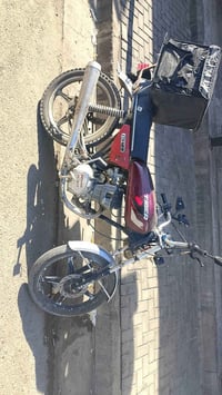 ايراني للبيع مكينه 24 بيها خيط تبخير نقوصات بسيطه مكاني بغداد حي الجها...