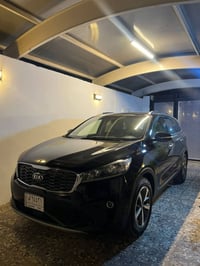سورينتو  2019 EX فول مواصفات  V6  للتواصل 07809660380