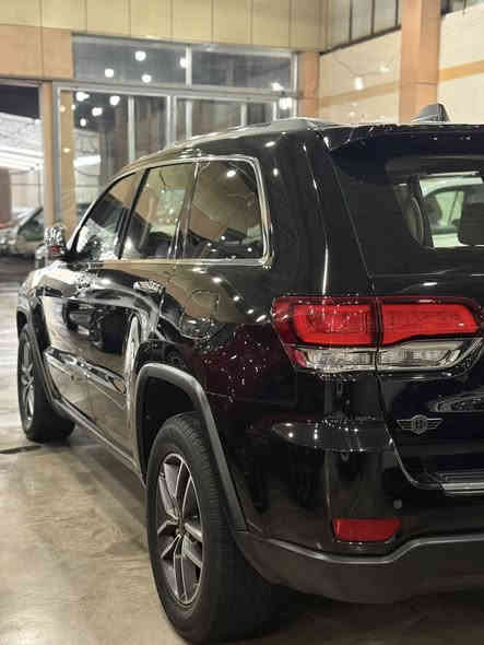 🔷معرض الملك لتجارة السيارات 🔷

              🔥جيب امريكي لمتد  موديل2022 🔥

الموصفات 

🔹امريكي بدون حادث كلين تايتل 

🔹دخول ذكي 

🔹بصمة تشغيل 

🔹تشغيل عن بعد 

🔹خزان ميموري

🔹فتحه سقف سلايت روف 

🔹لون اسود🖤🖤

🔹تدفئه كشنات

🔹صندوك كهرباء

🔹جلد 

🔹راداد خلفي 

🔹رادار جوانب 

🔹مري كهرباء 

🔹كراسي كهرباء  

🔹زراك لايت 

🔹شاشه كبيره

🔹نفكشين

🔹كامره خلفيه اصليه 

🔹حساس امامي 

🔹حساس خلفي 

🔹ويل كب 

🔹حساس تاير 

🔹قطعتين تبريد 

🔹لايت زنون 

🔹لد امامي 

🔹لد خلفي 

🔹تحكمات سترين جهتين 

🔹 كروس سرعه 

🔹رادار جوانب 

🔹رادار خلفي 

🔹بروجكتر زنون

🔹رقم بغداد الجديد 

🔹باقي الموصفات المعروفه للمتد  انتبه السياره كلين امريكي بدون حادث 

               🔥يوجد بيع وشراء ومراوس 🔥

للستفسار زياره الموقع بغداد النهضه فرع الثالث فرع المصرف 

او الاتصال عله الارقام 

***********
***********
