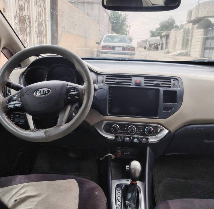 السلام عليكم بسبب الوعود الكاذبه سياره للبيع كيه ريو موديل 2012 طخم تاير نضيف صدرها نضيف محرك جي تي اي بسمي تريد تحويل تريد وكال***********==***********
