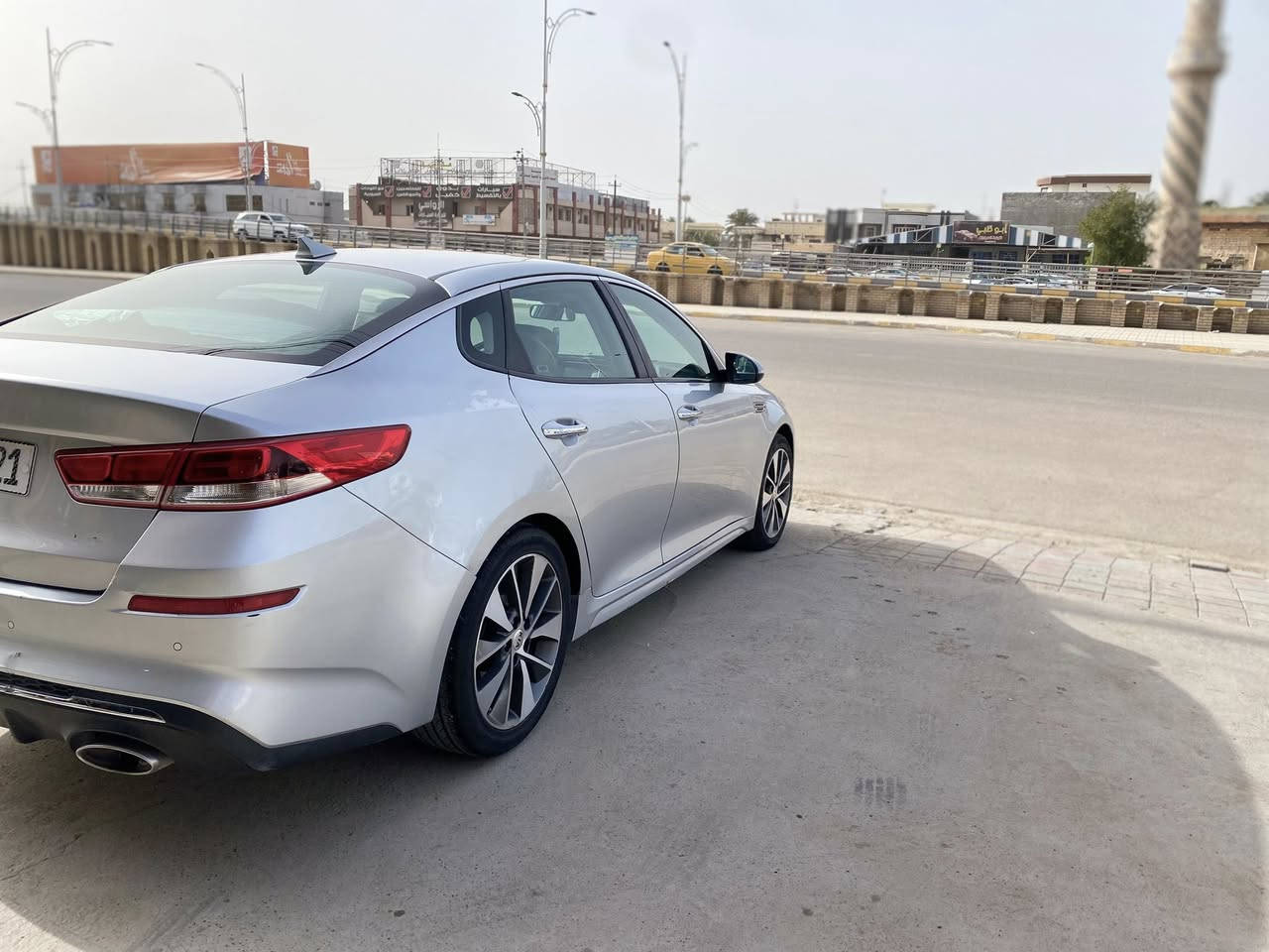 السلام عليكم 
كيا اوبتيما 2019 FE للبيع فقط 
تحويل ثاني يوم 
رقم بغداد الجديد 
ماشيه 77 الف ميل 
شاشه جبيره
نقاط عمياء  
تحديد مسار 
تنبيه اصطدام مثبت سرعة  
قيادة شبه ذاتيه  
درايف مود (Eco و SPORT)
أبل كار بلاي 
تبريد ثلج 
دوشمه كشنات وارضيه 
السياره نضيفه جدا مصرف ربع دينار مابيها 
حادث السياره بسيط جدا  جاملغ خلفي مصبوغ وباب خلفي امبدل نفس الون ايرباك برده فقط 
السعر 130وبيه مجال بسيط جدا
العنوان الانبار فلوجة  
صوره السياره مع صور الحادث في المنشور

***********
