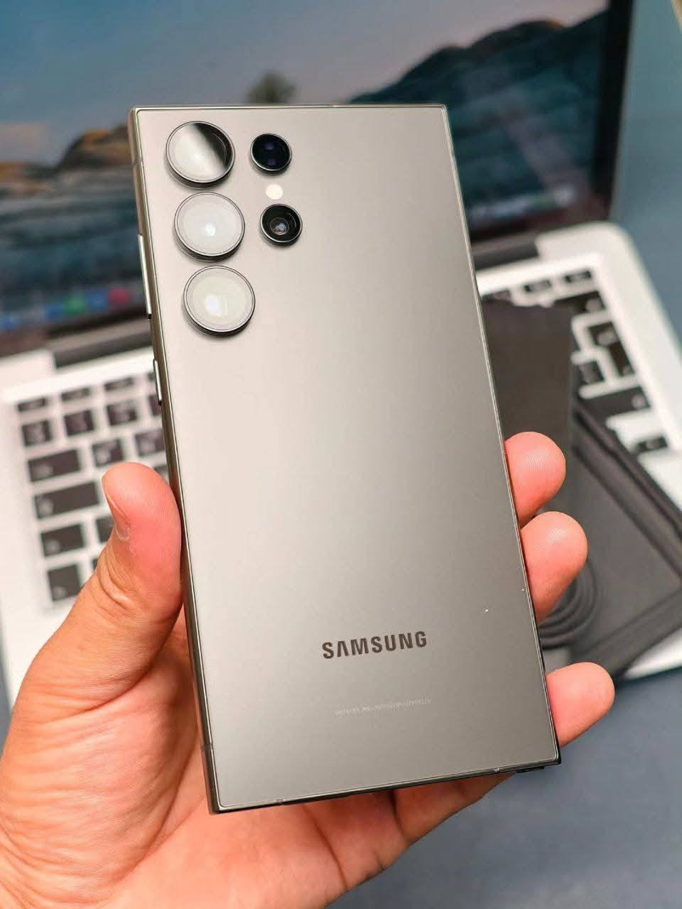 السلام عليكم  الترا اس 24 وكاله وكاله كامل غراض وبضمانه سعر 900 قفل  مكاني سماوه مراسلة وات ساب ***********
