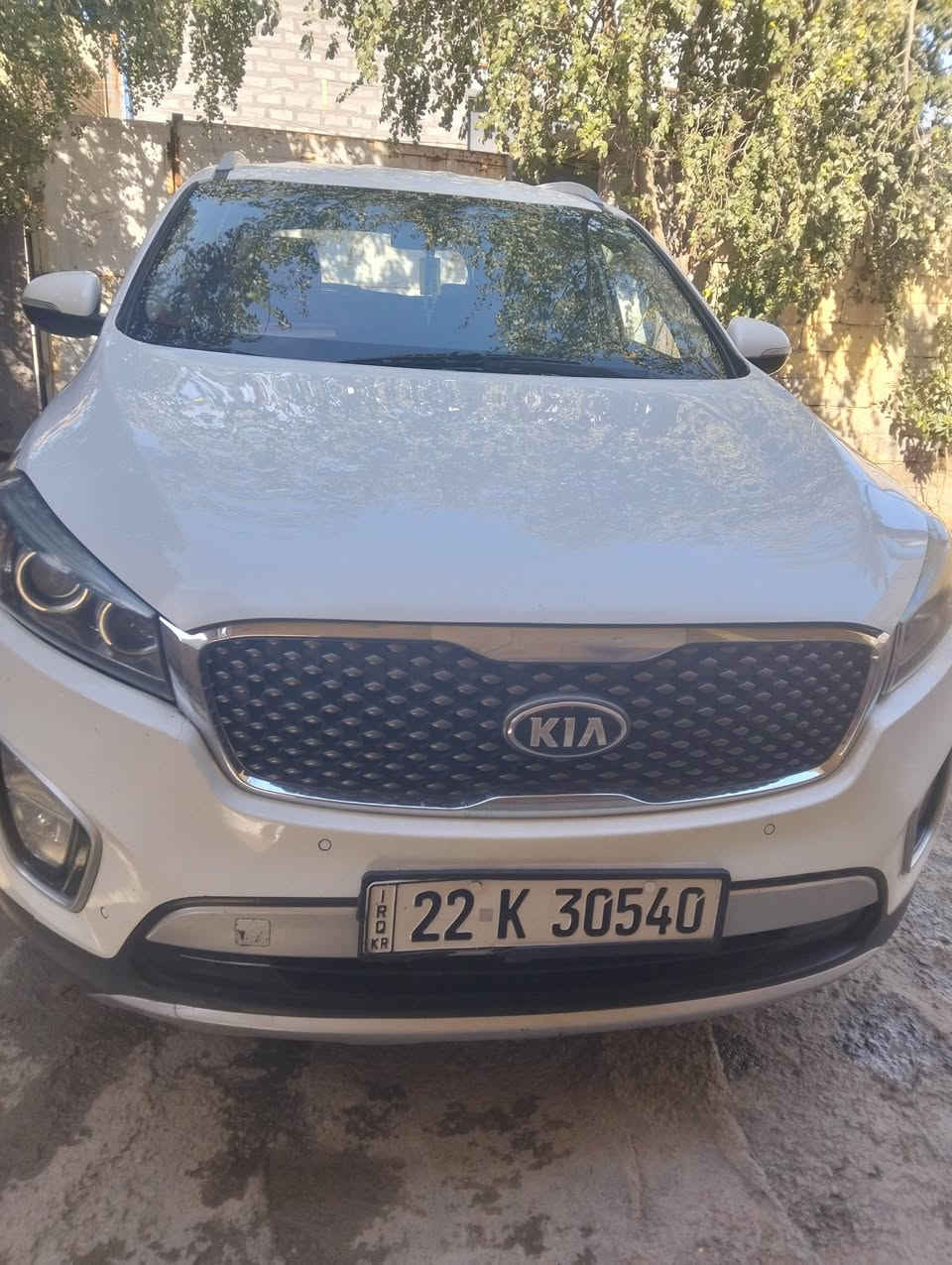 سلام عليكم ورحمة الله وبركاته عندي سورنتو البيع موديل 2015 شكل 16 مكفوله من دعاميه الى داعاميه بيه بارد قليل 4 سندر رقم اربيل ابسمي محرك مفتوح مبدل كازكيت كهربائية شغاله السياره بلااديه كلها السعر 190 بيها مجال الطيبين قليل حك الجيه مكاني بغداد قرب علوه رشيد عوريج ، ***********
