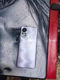 انفينكس هوت 11s • ١٢٨ • شاشة مكسوره