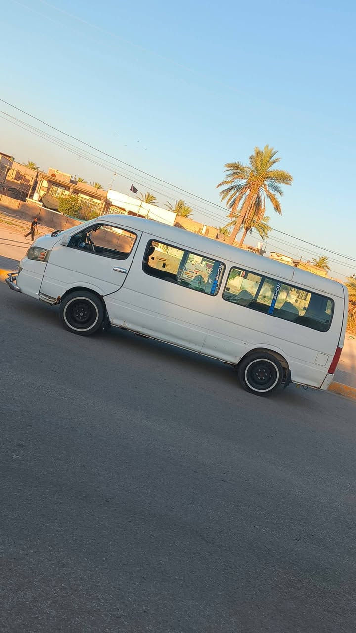 سلام عليكم جنبي ناصي رقم نكليزي بابل بسم والدي 
مصفره هيئة وغرامة دخله هزه مكينه كير اكسل خير من الله دوشمه جديده سياره نضيفه وحلوه السعر 70وبيه مجل قليل 
او مراوس ببريجو منغولي بيريجو نضيف موديل الفين وفوك هذا رقمي ***********
