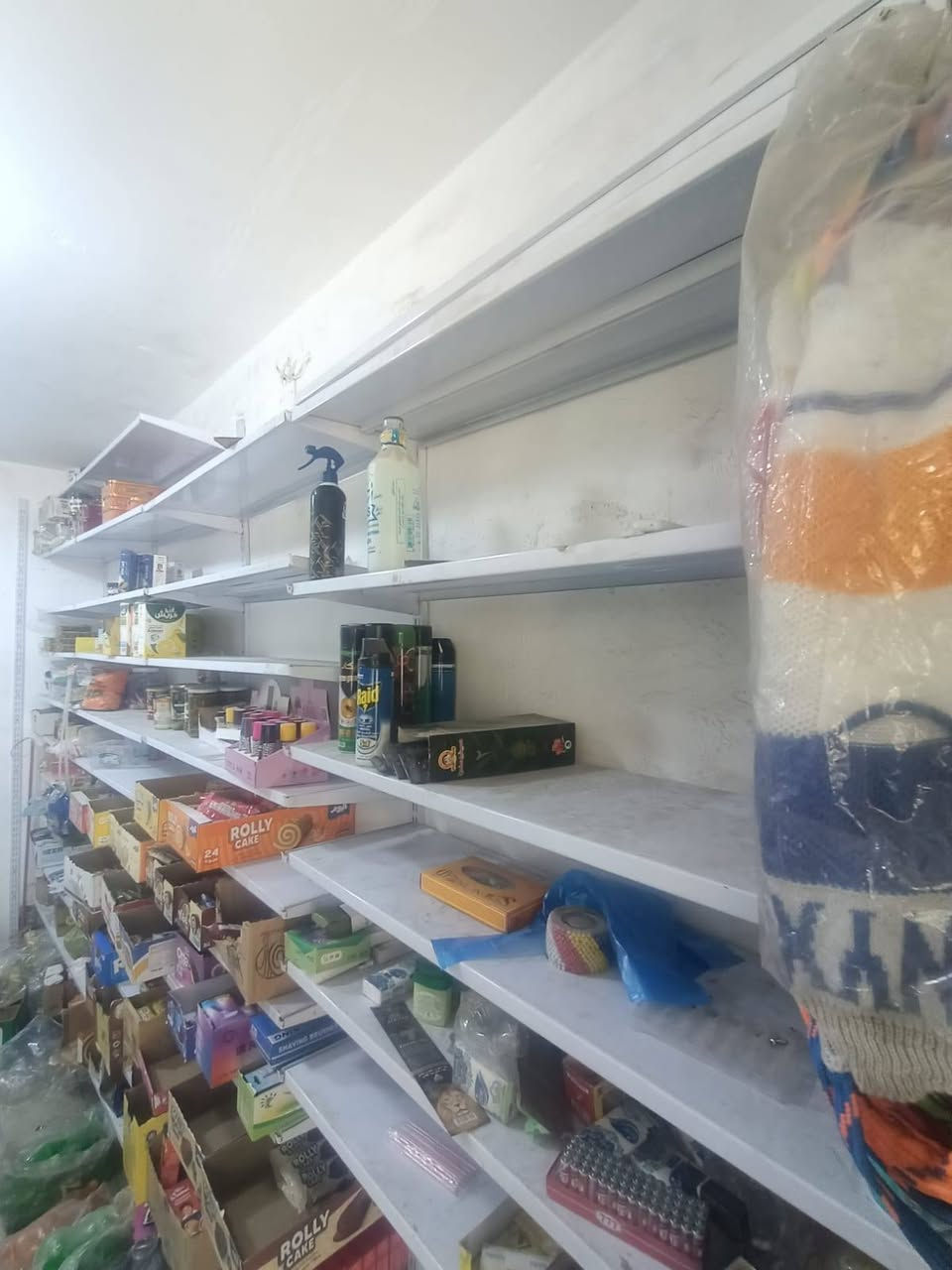رفوف للبيع جديد استخدام ٣ شهر فقط
عنوان بغداد بلديات شارع الكاشي
***********
٥٥ متر قيم بالي يرضى الله وأخذ
