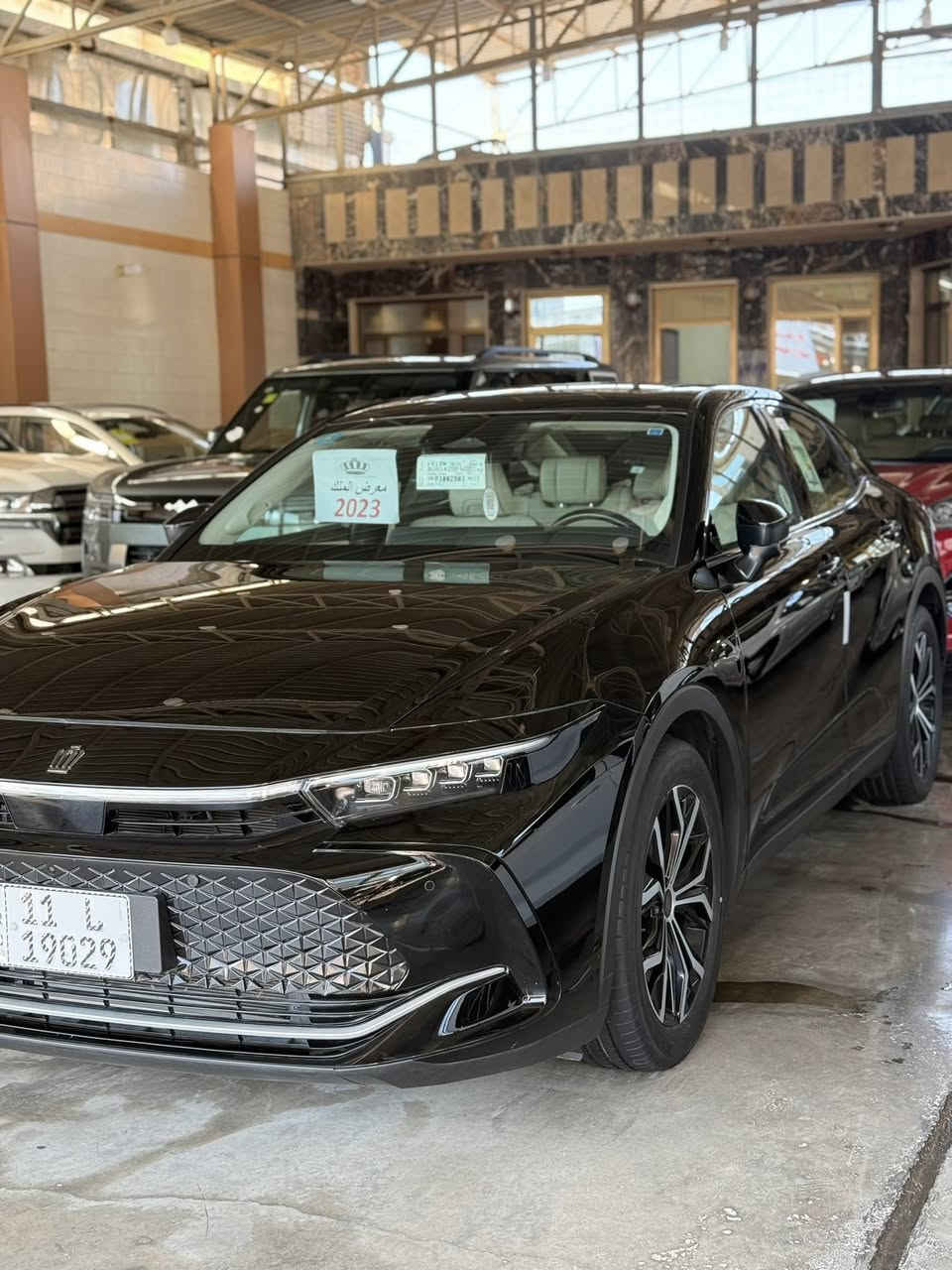 🔷معرض الملك لتجارة السيارات الحديثة🔷

             🔥تويوتا كراون برمينيوم A2 🔥

                    🔥موديل 2023  لون اسود🖤🔥

الموصفات
🔹هايبرد 
🔹دخول ذكي 
🔹لون اسود 🖤🖤
🔹بصمة تشغيل 
🔹خران ميمور 
🔹لد امامي 
🔹لد خلفي 
🔹كراسي كهرباء 
🔹داخل جلد 
🔹برده خلفيه 
🔹هندبرك بصمة 
🔹تبريد كشنات 
🔹تدفئه كشنات 
🔹شاشه كبيره 
🔹لايت زنون 
🔹قطعتين تبريد 
🔹اوتو هولد 
🔹لايت عدسات 3
🔹نفكيشين 
🔹كامره خلفيه دواره 
🔹كامرات ٥ 
🔹ستيرن كهرباء 
🔹رادارات ٣٦٠ 
🔹سستم سماعات jpl
🔹مري كهرباء 
🔹اشاير بل مري 
🔹تحكمات جهتين 
🔹دبل كروس سرعه 
🔹تحكمات بل مقاعد 
🔹ويل كب حجم ١٨ 
🔹حساس تاير 
🔹سلايت روف 
🔹رقم بغداد  
🔹باقي الموصفات المعروفه للبرمينوم

            🔥يوجد بيع ورشاء وامرواس🔥

للستفسار زياره الموقع بغداد النهضه فرع الثالث فرع المصرف

او الاتصال عله الارقام 
***********
***********
