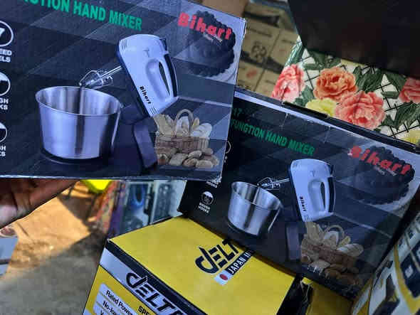 مجمع لبيع المواد #المنزلية كافة بالأقساط المريح والنقد يتوفر بله كل ماتحتاجه العائلة والمنزل ، بأسعار مناسبة وكميات كبيرة جداً وأصيلة ووكالات تجارية موثوقة 

بادرة الأخ فقار الشكري ، العنوان نزلة زامل 
‭ 🤍😍 ٠٧٨١ ١٣٩ ٤٨٥٦‬
