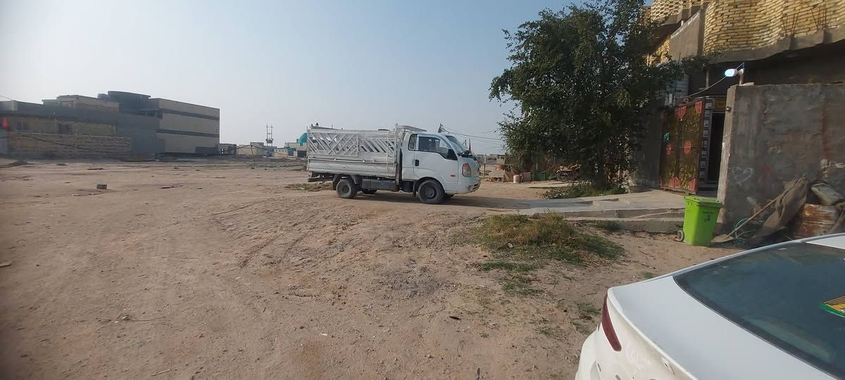 للبيع     72    مع  المجال
2008  رقم   بغداد    السنويه لل 27

محرك   بي بخار   مكانه بل النجف

***********
