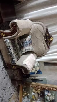 تخم عشر مقاعد الله شاهد مليون  ونص ماخذينه   نضيف جدا اي ضرر مابي نهاي...