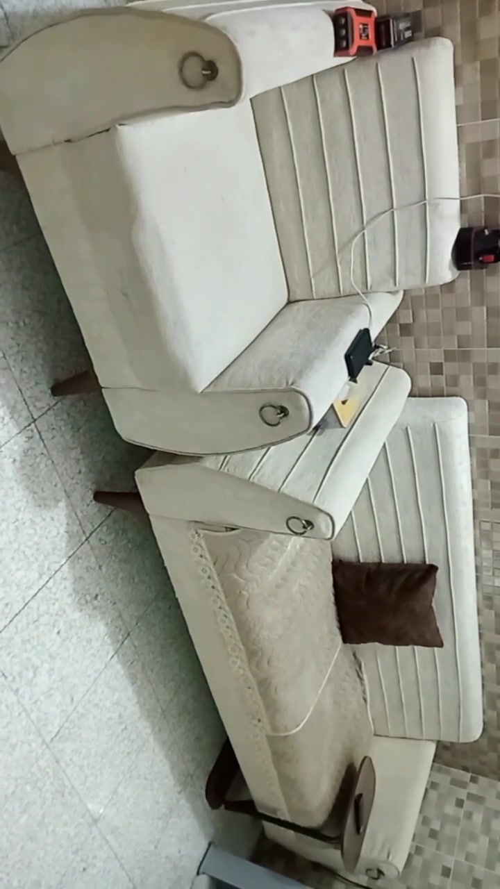 تخم ٨مقعد نظيف جدا للبيع السعر خاص مكلفه بالنشر المكان كوت


**إذا كنت صاحب هذا الإعلان وتريد حذفه لأي سبب، رجاءا أرسل رسالة إلى الدعم الفني**