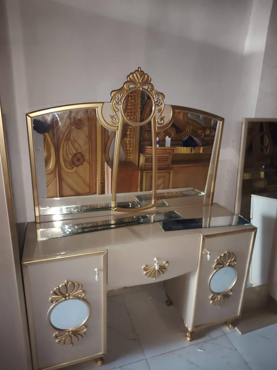 ديالى جلولاء توصيل موجود بيع شراء مراوس ***********
***********
