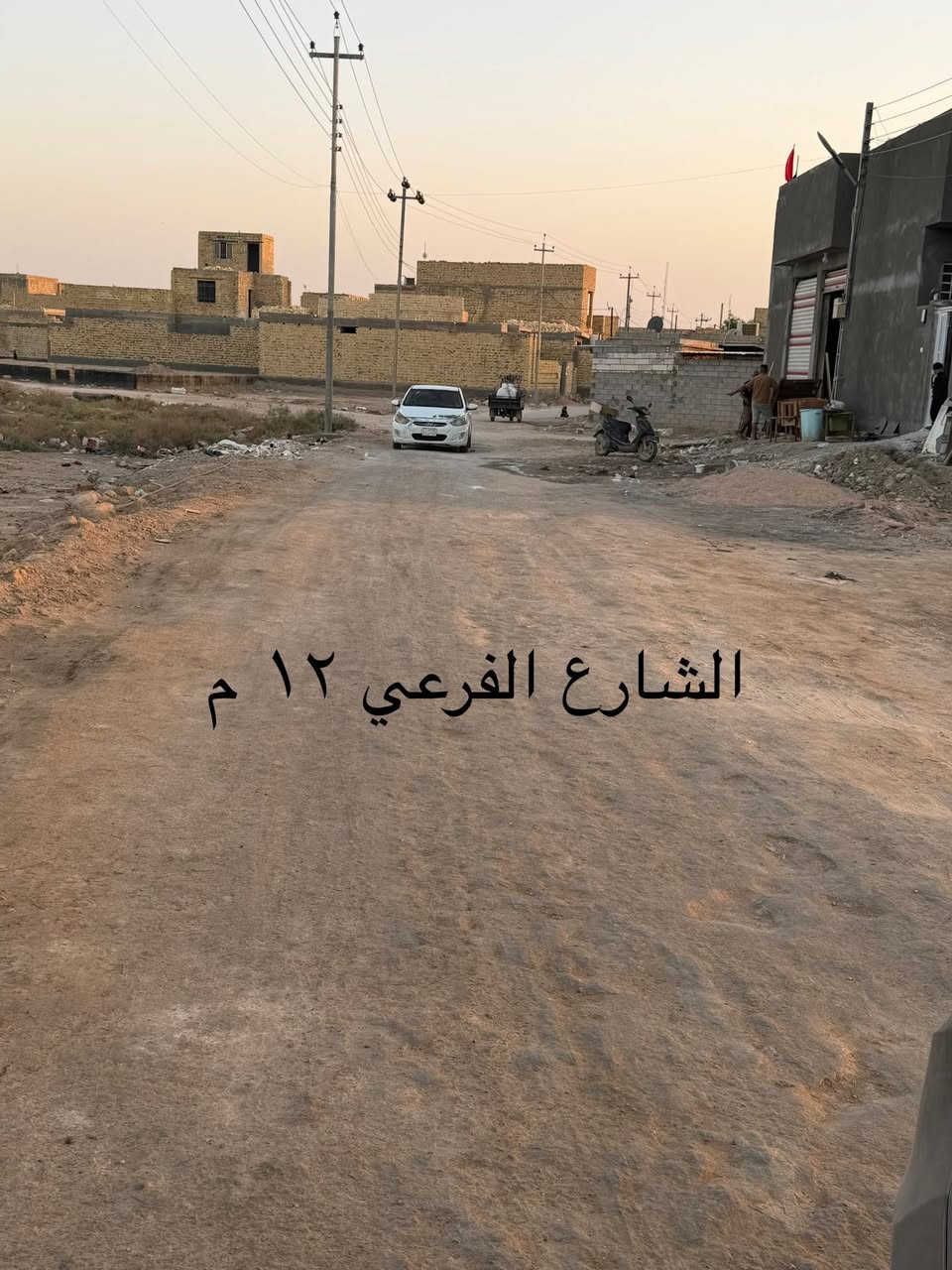 قطعه للبيع  خنيطله حي الرسول خلف بيوت سيد مصطفى عدد ٢ طابو سند ٢٥ جميع الخدمات متوفره شارع ١٢متر كهرباء ماي ومجاري شارع سبيس القطعه الواحدة وجه ١٠ نزال ٢٠ القطعتين ٤٠٠ متر سعر القطعه الوحده ٣٠ وبيه مجال ***********
