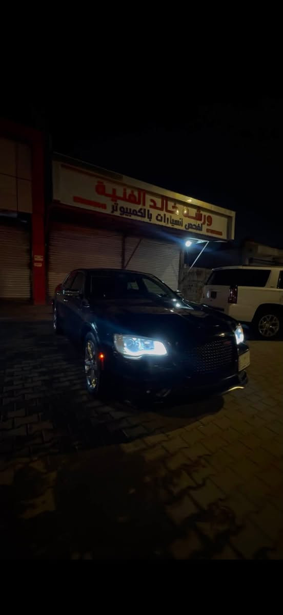 السلام عليكم
اوباما موديل 2016اصل 
رقم بصره تحويل 
السياره فول موصفات 
وارد كندي
بانوراما 
برده خلفيه 
تدفئه تبريد 
السياره اصل فور ويل وملغي 
حادثها جاملغ وبنيد وجاملغ الثاني بي صبغ 
السعر ١٥٧ 
مكاني بصره 
مامتواجد ع نت 
***********
