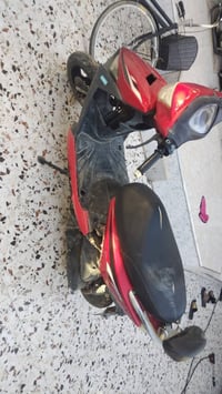 للبيع اي عيب مابيهن خاص مقفول اتصل عل رقم البايسكل ب40 الف ووالزنبور 1...