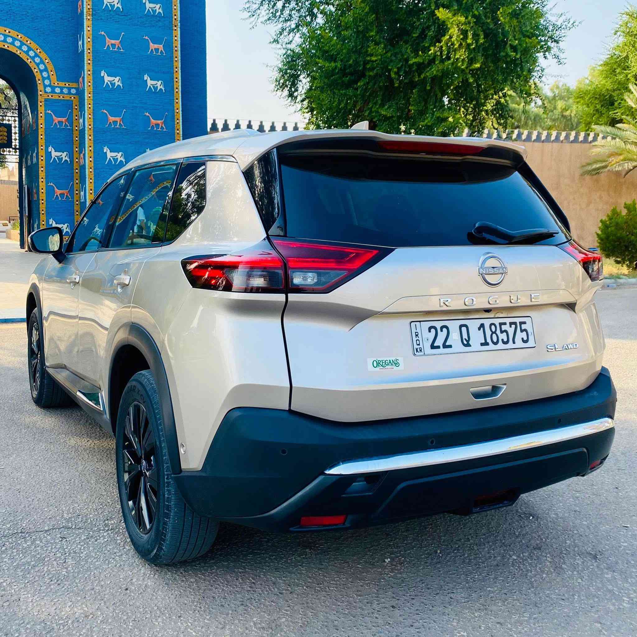 نيسان روج ٢٣ مواصفات sl ماشية ٣٥ كيلو فقط
سعرها ١٨٢ وبيها مجال للشراي 
***********
