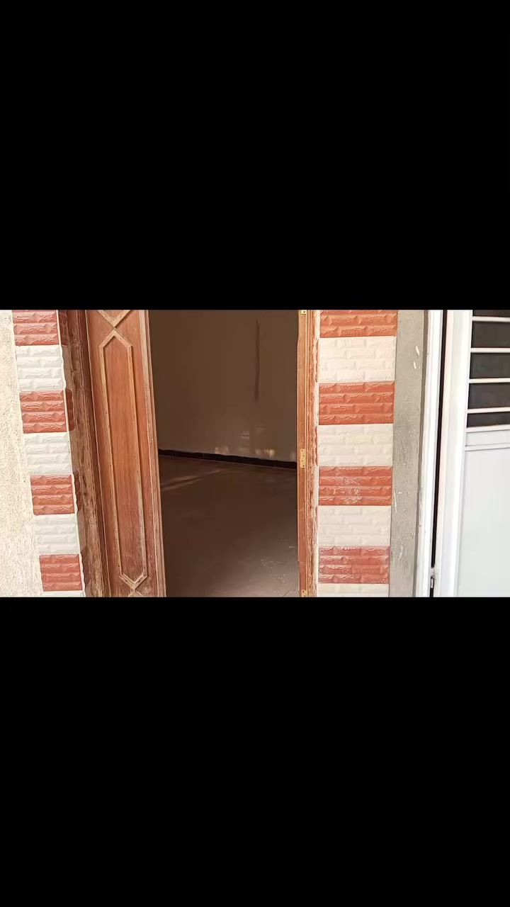 سلام عليكم ورحمة الله وبركاته 
حمدالله تم اكمال بيت  ابو حسين من اهلي بغداد 
 تصليح + صبغ بنتلايت + صبغ بلاستيكي 
لون  اوفايت 
للاستفسار
اثير *********** 
آسيا ***********
