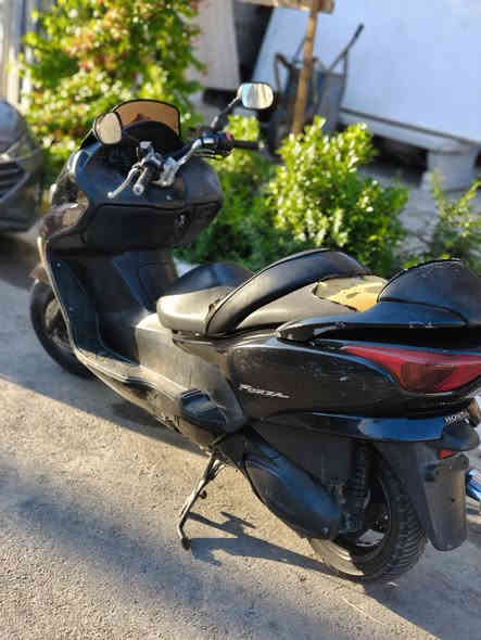 السلام عليكم 
فرزه 0.8للبيع 
الكهرباء كله بلاد 
المحرك بلاد ما مفتوح ولا نضوح 
الكفرات بحاله جيده 
حساس استان 
مواصفات عاديه كير عادي وسبورت كله شغال 
باتري جديد 
تاير الخلفي جديد 
دبل بصمه 
الدراجه ما ناقصها شي بس الكشن شويه يرادله دوشمه 
المكان بغداد حي العامل 
السعر خاص 
تواصل وات ساب  على الرقم ***********
